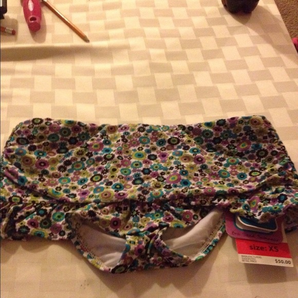 Beautiful flowery swim bottoms