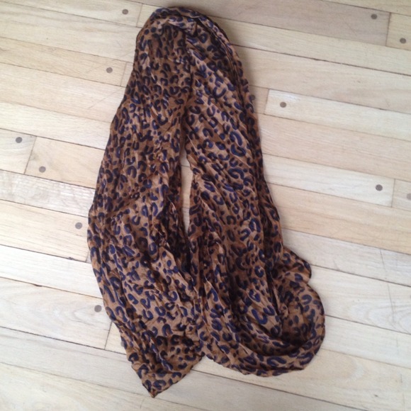 Cheetah print scarf