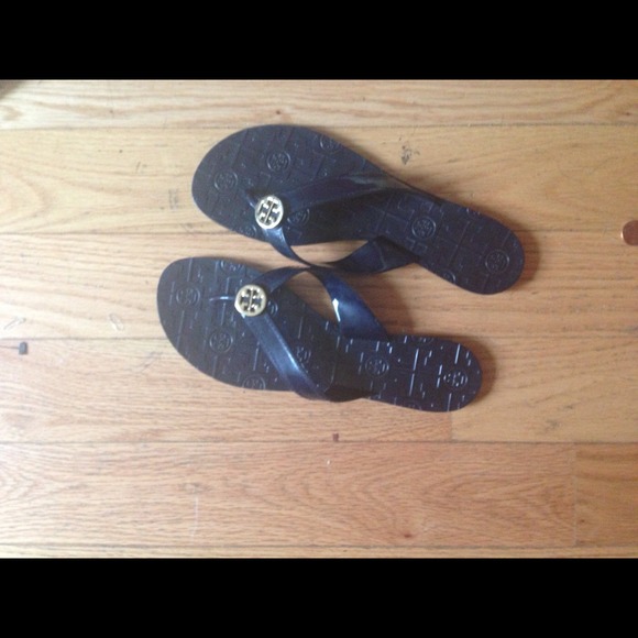 SOLD !!! Tory burch thora sandals