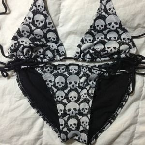 Skull swimsuit Size Small