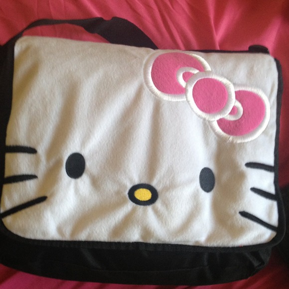 Hello kitty messenger bag