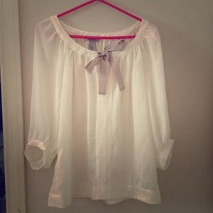 H&M flowy top.