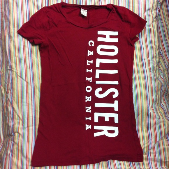 ❌SOLD❌ Hollister T-shirt -- Small