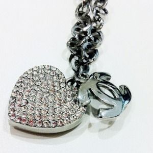 ⭐️RESERVED for @let3030⭐️ Chanel Heart Pendant
