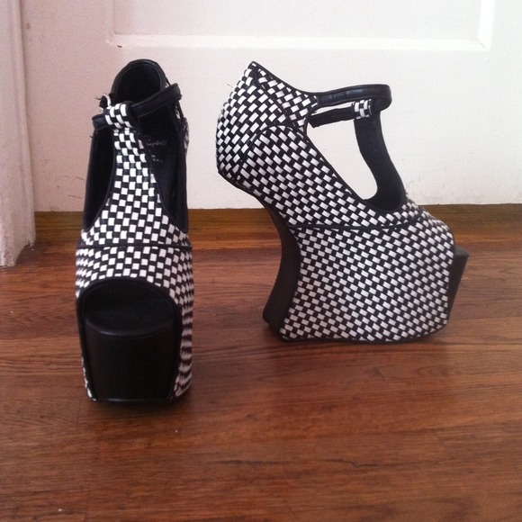 JEFFREY CAMPBELL NIGHTWALKS NEVER WORN