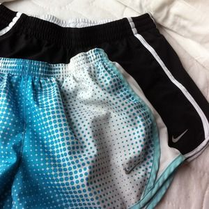 Bundle of two running shorts