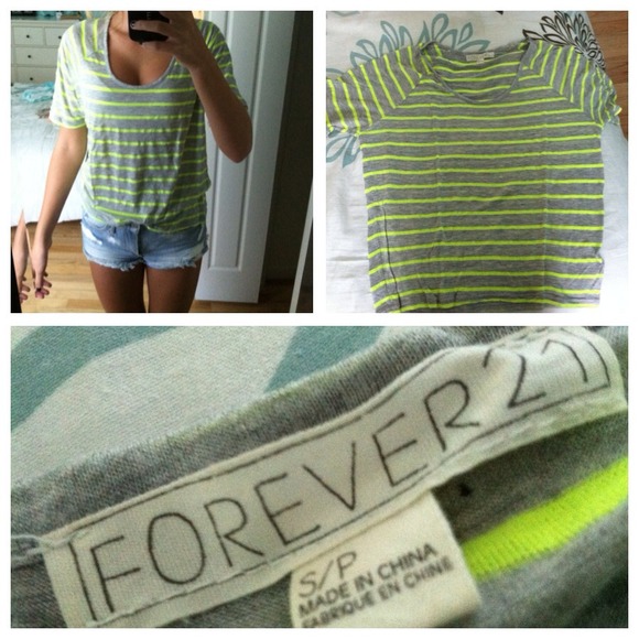 BUNDLE Lose-fitting tees! Check both of them out! - Picture 2 of 2