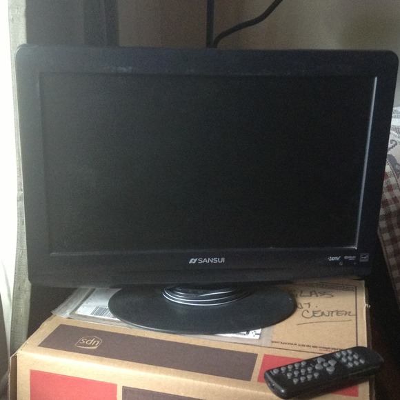 19 inch television (tv)