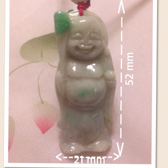 🌹This smile Buddha necklace is real jade🌹