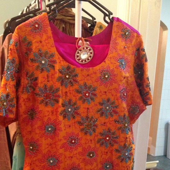 Indian /Pakistani dress - Picture 1 of 2