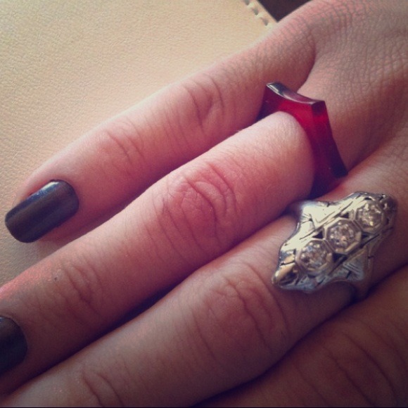 Cranberry jelly starburst Bakelite ring