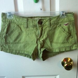 Hollister green mini shorts!!