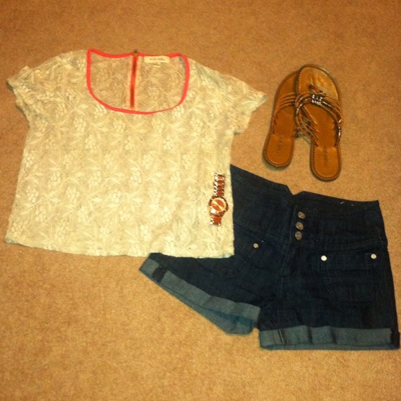 Lace t-shirt