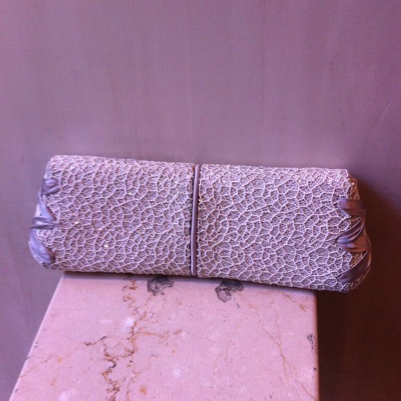 VBH ballerina clutch . 20% off today only!! - Picture 2 of 5