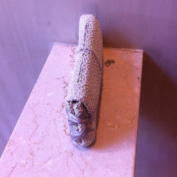 VBH ballerina clutch . 20% off today only!! - Picture 4 of 5