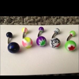 Bundle 15$ (4$ each)