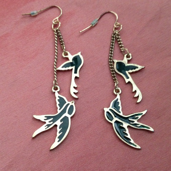 Emerald green bird earrings