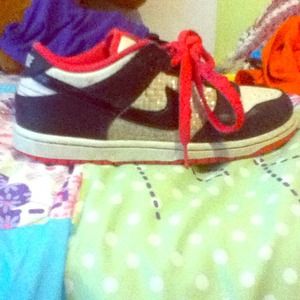 Nike shoes girls size 2.5