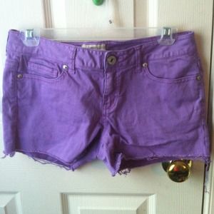 Purple Aeropostale shorts!