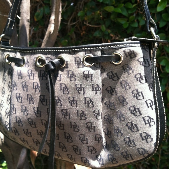 🌺Authentic black & gray Classic Dooney Bourke - Picture 3 of 4