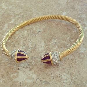 Beautiful bangle rhinestone goldtone