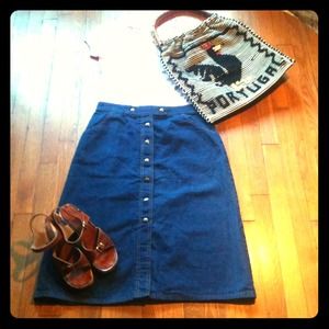Vintage A-line jean skirt with brass look snaps