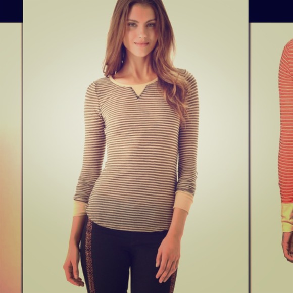 🚫🚫SOLD🚫🚫Free people layering striped top