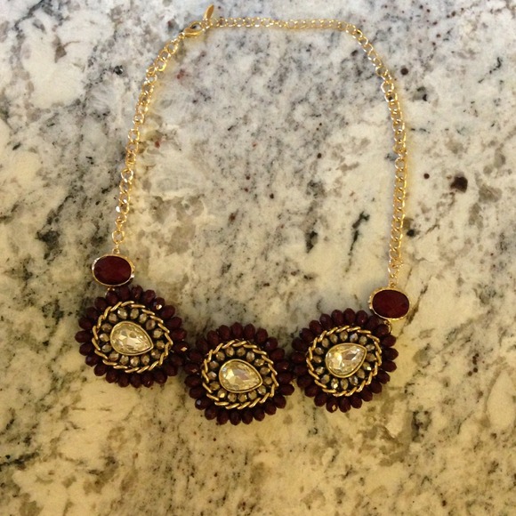 ❌SOLD❌BaubleBar Brand New Oxblood Jeweled Necklace