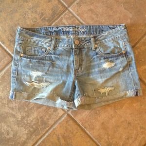 NWOT American Eagle Midi Shorts Size 8