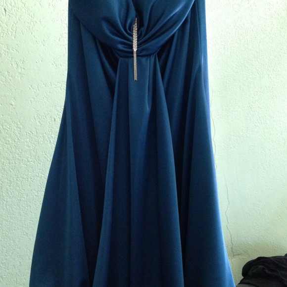 Dance dress - Picture 3 of 3