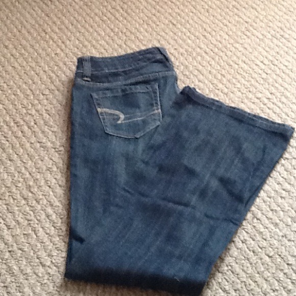 American Eagle Favorite Boyfriend Dark Wash Jeans