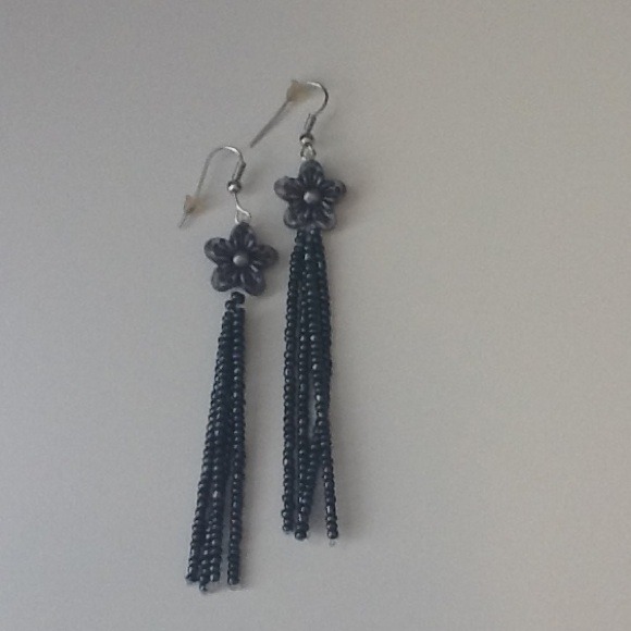 Earrings - Picture 2 of 2