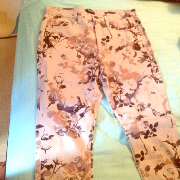 BDG floral jeans, never worn!