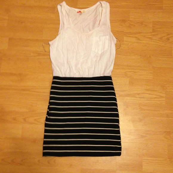 Cute forever 21 dress!