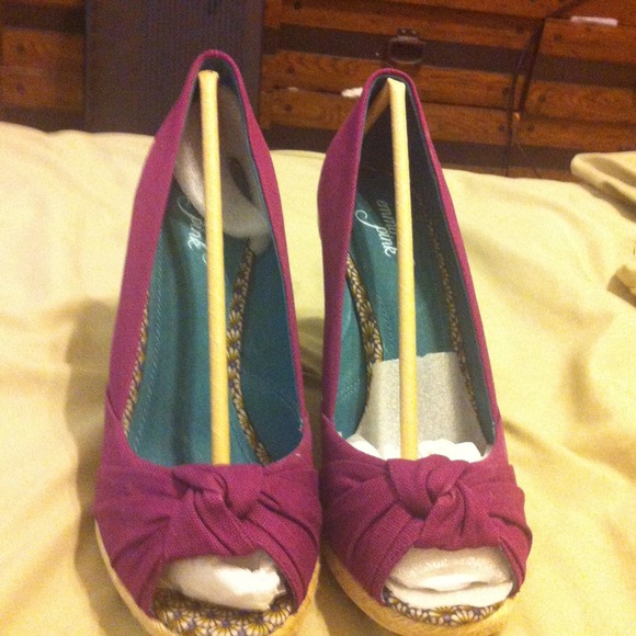 Emma pink purple wedge shoe