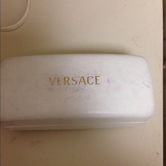Authentic Versace Sunglasses - Picture 4 of 4
