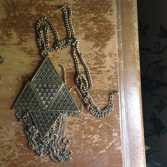 BUNDLED!!! Pyramid necklace