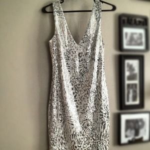 Small. From forever21.