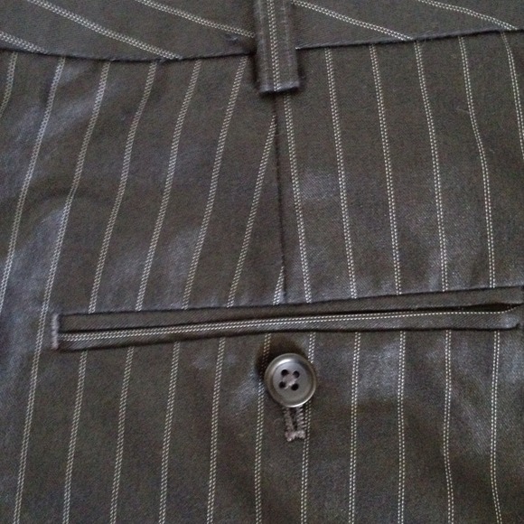 🚫Bundled🚫 Express Editor Pinstripe Shorts - Picture 4 of 4