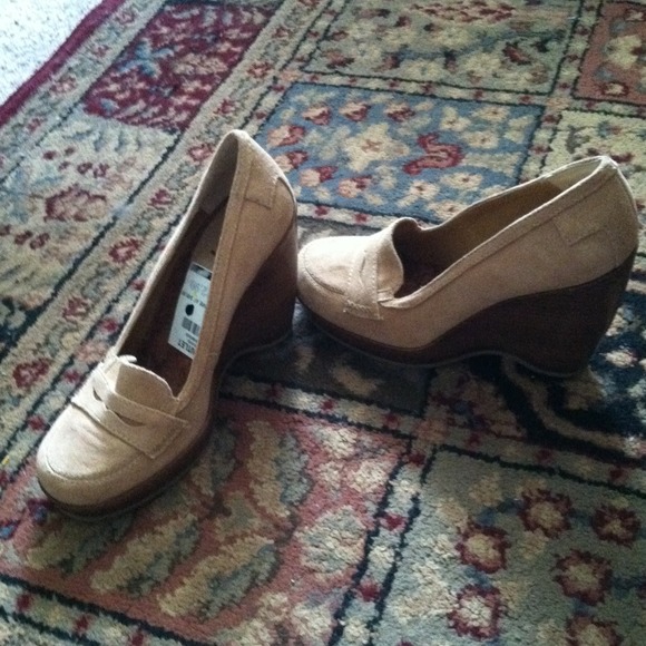 Brown wedges - Picture 2 of 4