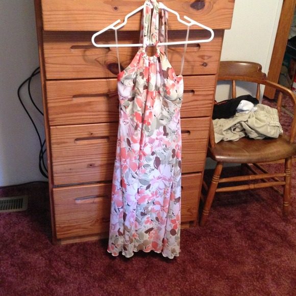 Bundle of dress and flip flops