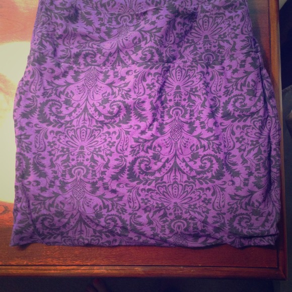 Wet seal worn skirt! Super cute