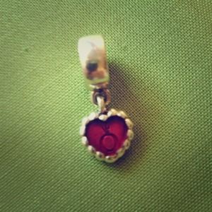 🌺Sold/bundled🌺Authentic Pandora Charm❤