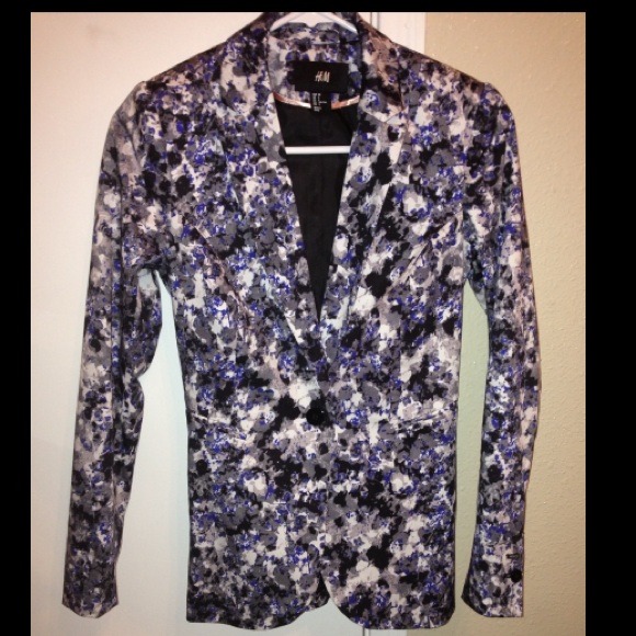 Abstract blazer sold in bundle