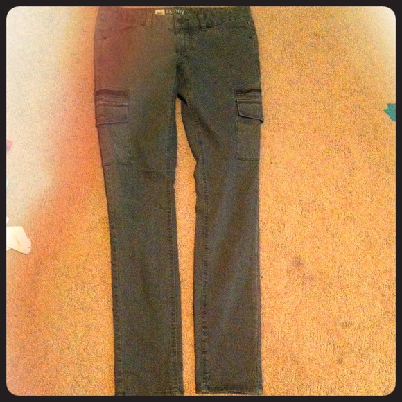 Olive skinny jeans with cargo pockets