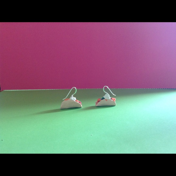 Toco earrings