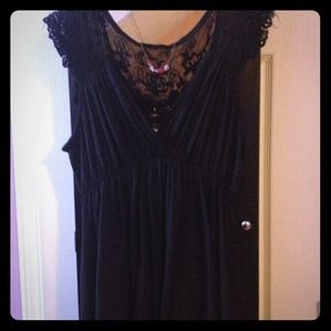 Black lacy dress!!!