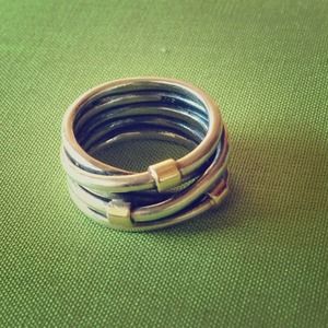 🌺SOLD/BUNDLED🌺Pandora Ring & Silver Hoops❤