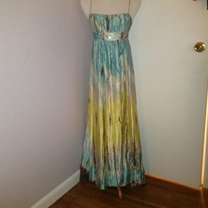 BCBGMAXAZRIA MAXI DRESS