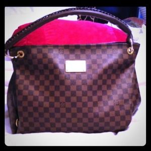 🚫🚫reserved !🚫🚫artsy Damier shoulder bag